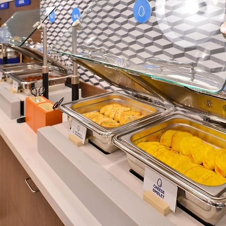 Holiday Inn Express La Plata By Ihg Ngoại thất bức ảnh
