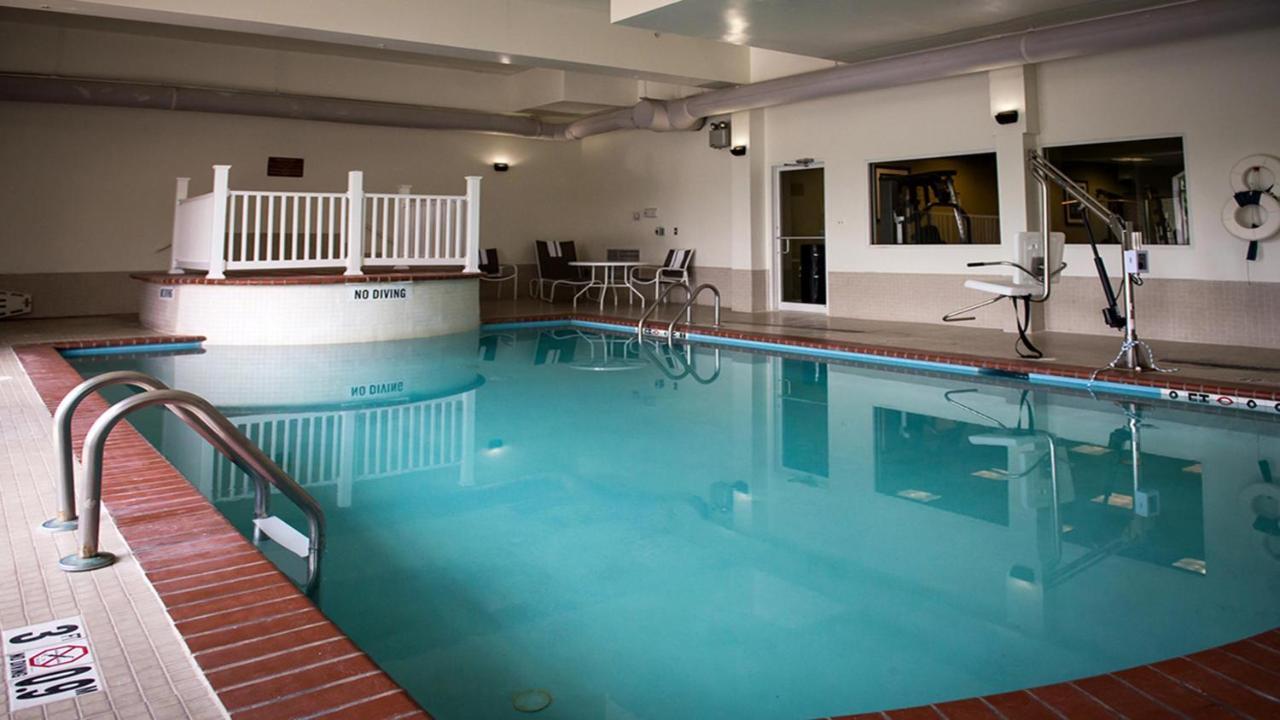 Holiday Inn Express La Plata By Ihg Ngoại thất bức ảnh