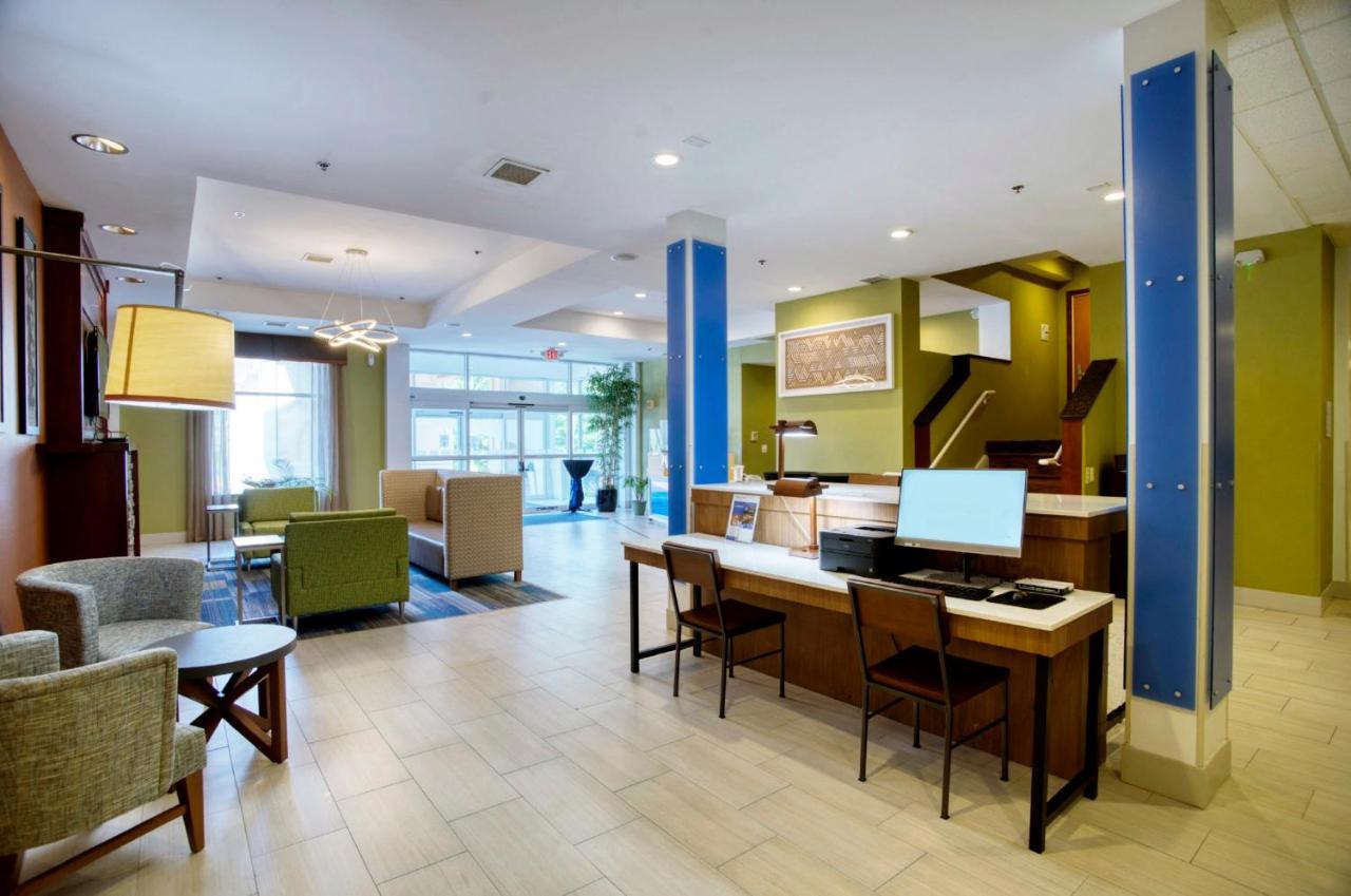 Holiday Inn Express La Plata, An Ihg Hotel Ngoại thất bức ảnh