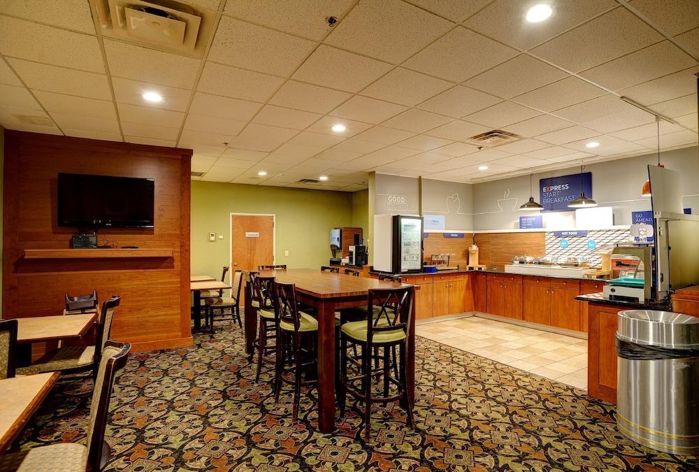 Holiday Inn Express La Plata By Ihg Ngoại thất bức ảnh
