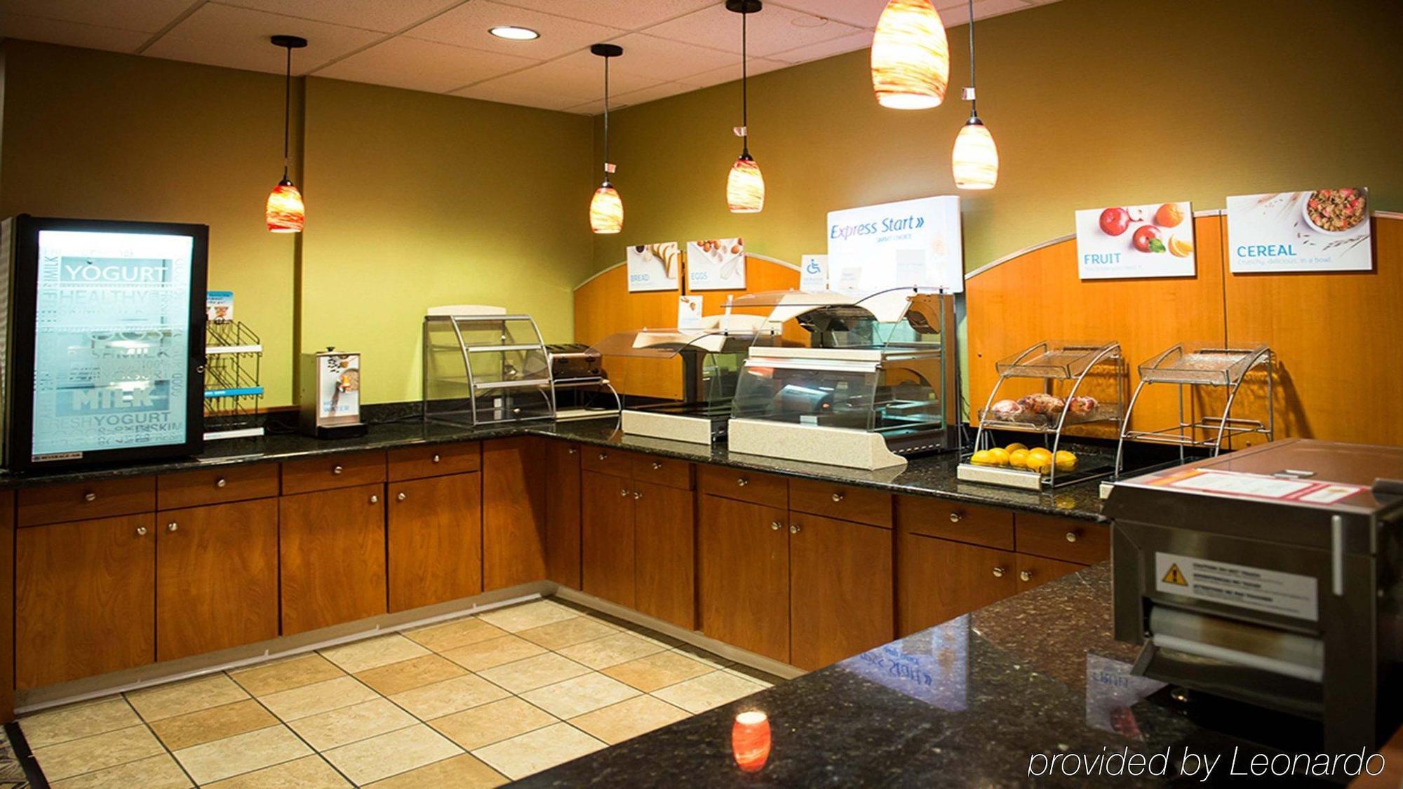 Holiday Inn Express La Plata By Ihg Ngoại thất bức ảnh