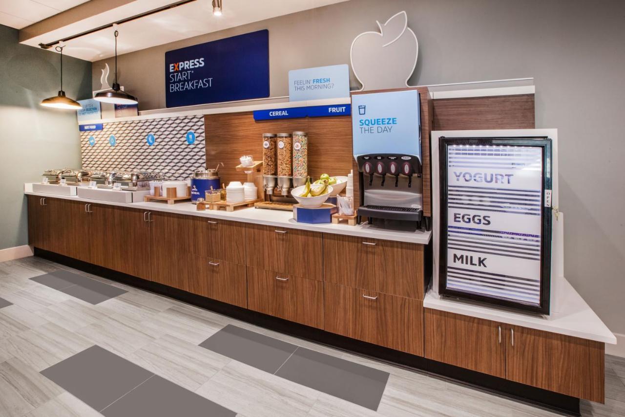 Holiday Inn Express La Plata By Ihg Ngoại thất bức ảnh
